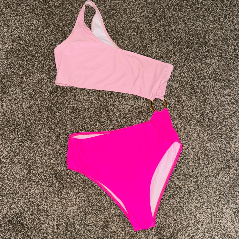 High waisted swimsuit!!